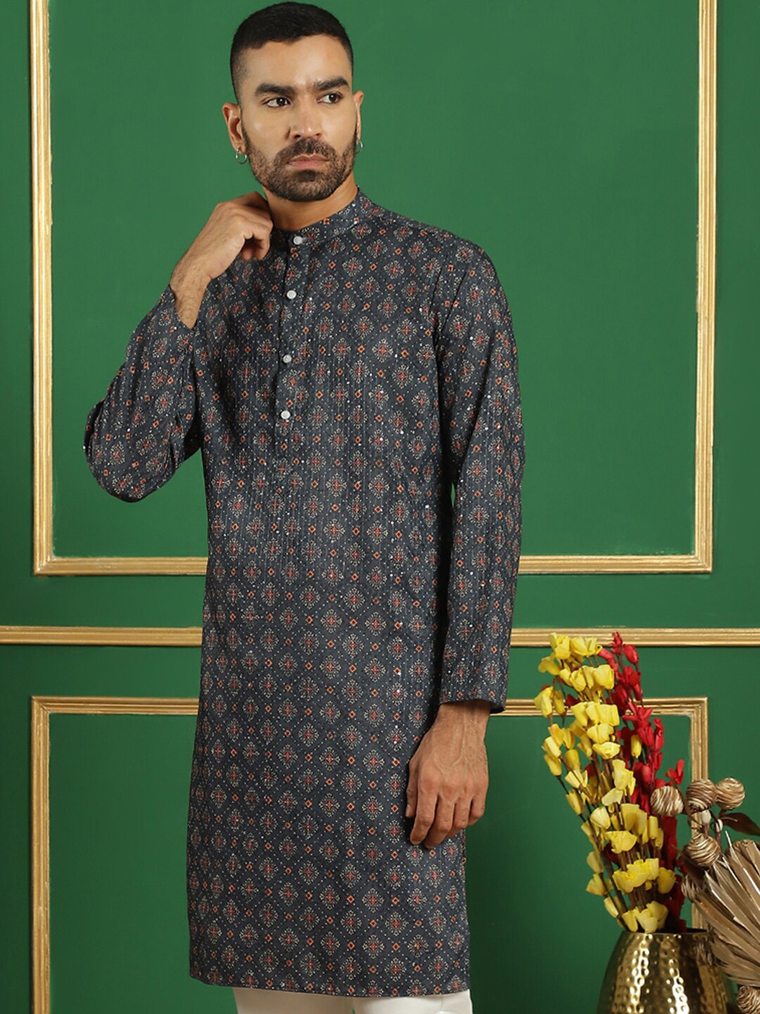 

Anouk Men Ethnic Motif Printed Sequinned Pure Cotton Straight Kurta, Black