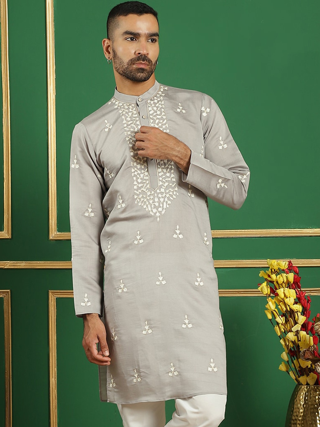 

Anouk Grey Ethnic Motifs Embroidered Thread Work Detailed Cotton Silk Straight Kurta