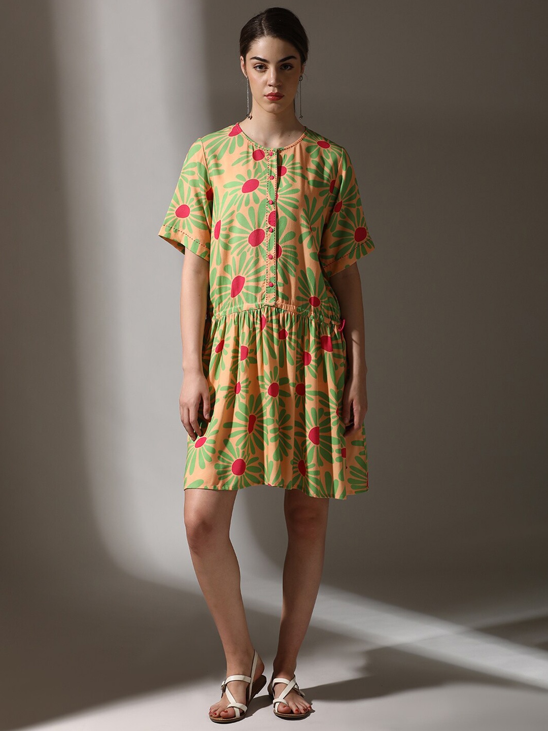 

Dora Dori Floral Round Neck Kantha Work Dress, Peach
