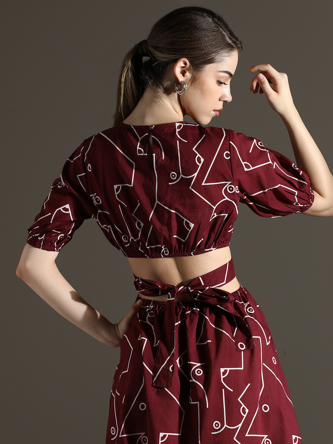 

Dora Dori Abstract Printed Pure Cotton Round Neck Puff Sleeves Cut Out Dress, Maroon