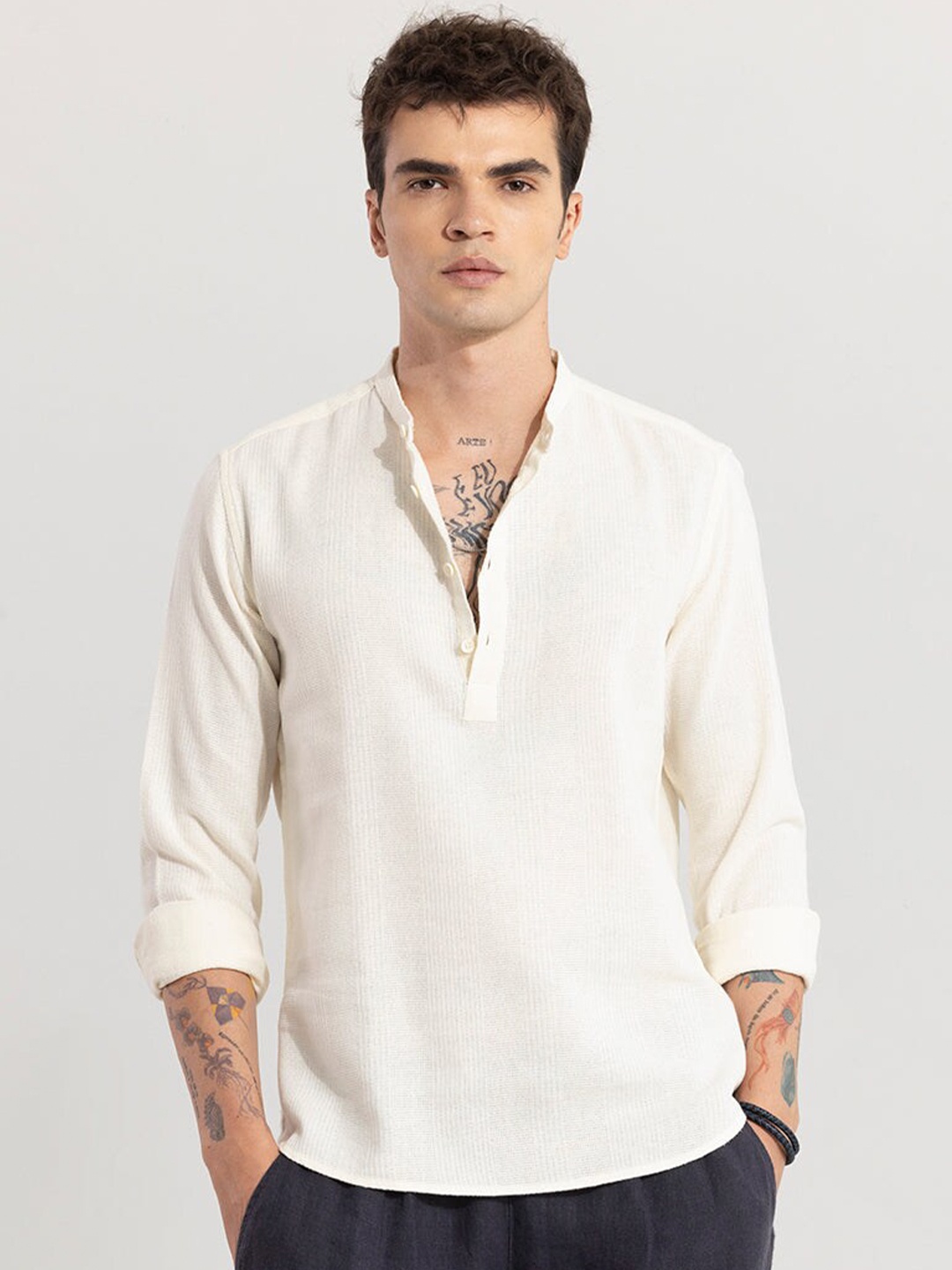 

Snitch Cream Classic Slim Fit Cotton Casual Shirt