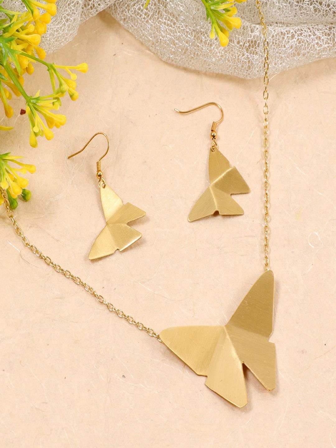 

UNIVERSITY TRENDZ Gold-Plated Anti-Tarnish Butterfly Wings Jewellery Set