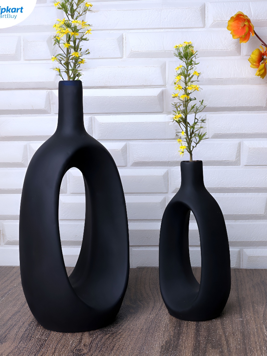 

GW CREATIONS Black 2 Pieces Oval Shaped Flower Vases