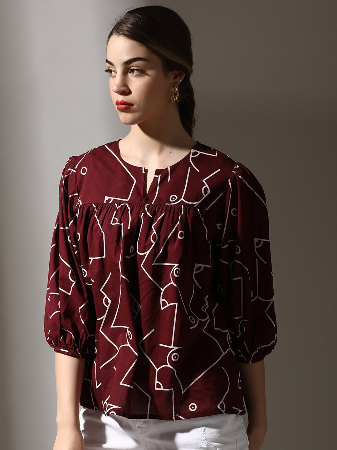 

Dora Dori Relaxed Fit Abstract Printed Pure Cotton Round Neck Top, Maroon