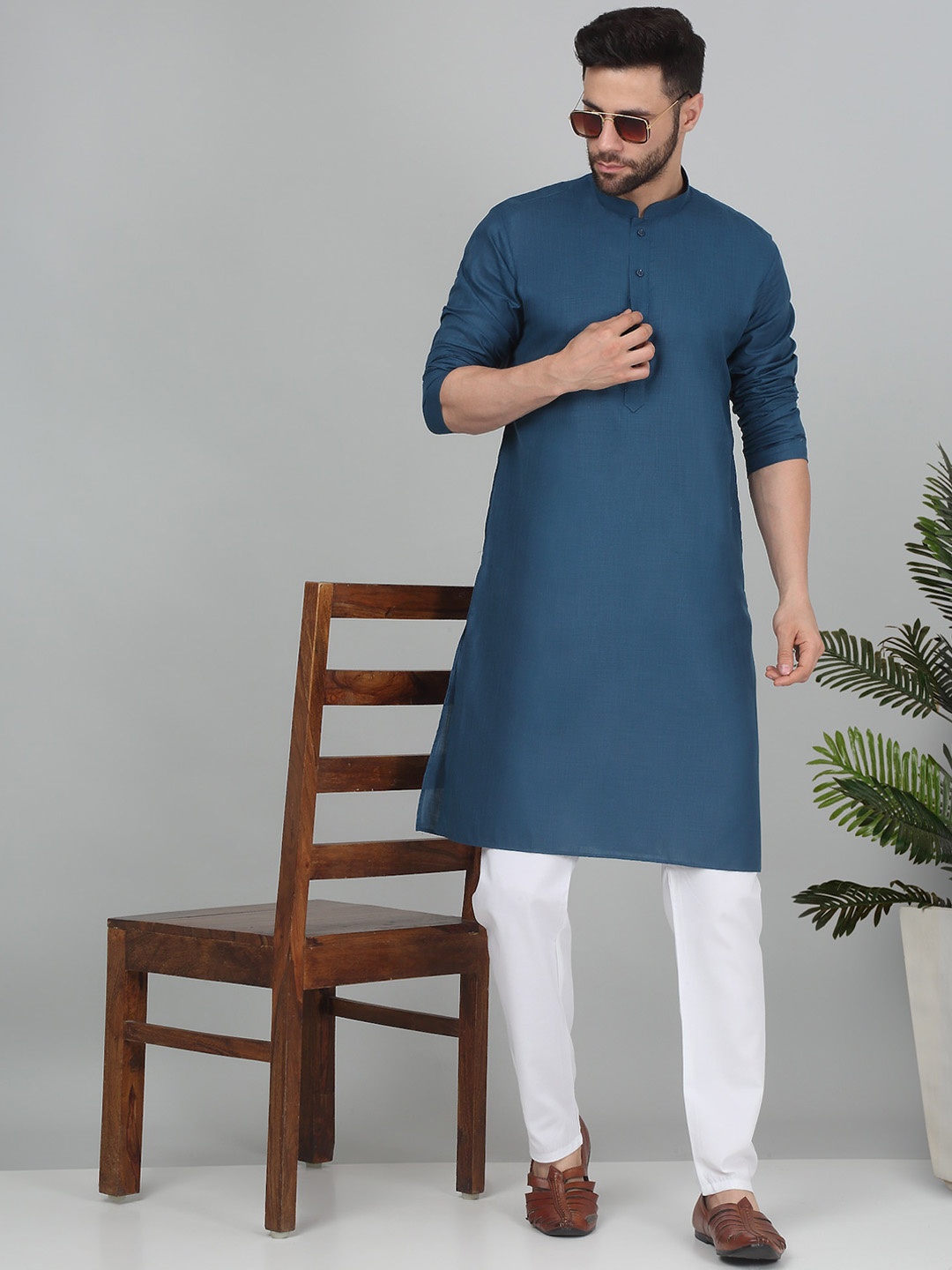 

KRAFT INDIA Mandarin Collar Straight Kurta With Pyjama, Blue