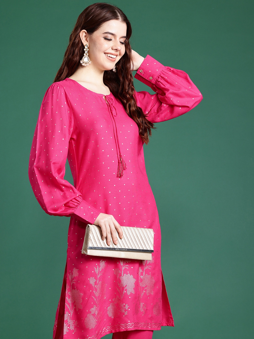 

Sangria Geometric Printed Tie-Up Neck Puffed Sleeves Kurta with Trousers, Fuchsia