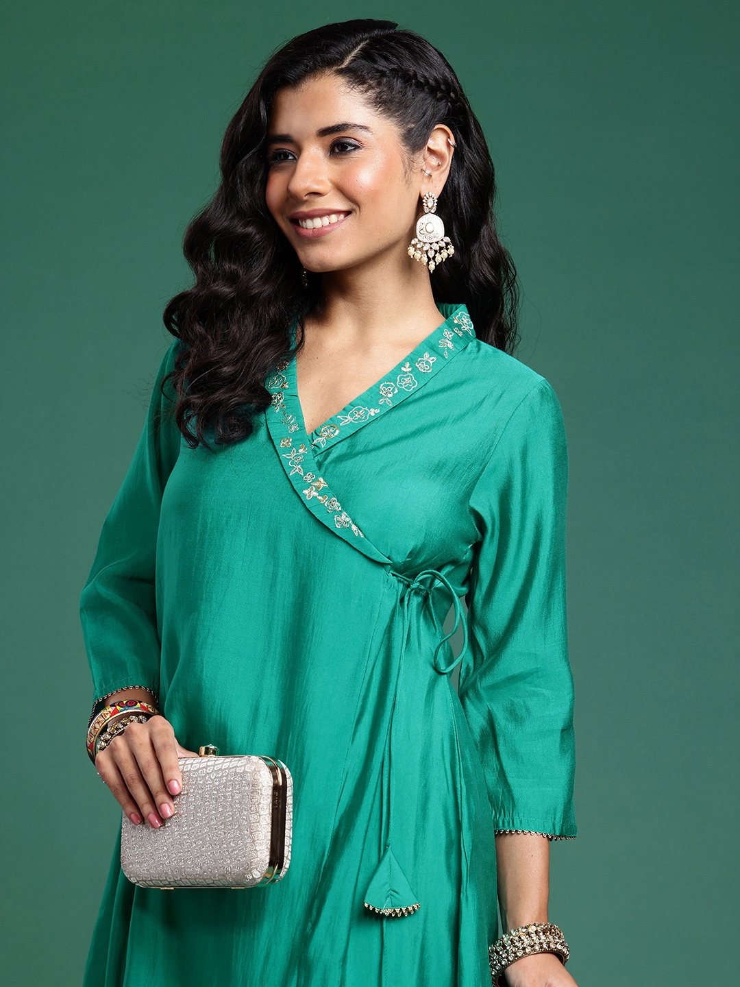 

Sangria V-Neck Thread Work Angrakha A-Line Kurta, Green
