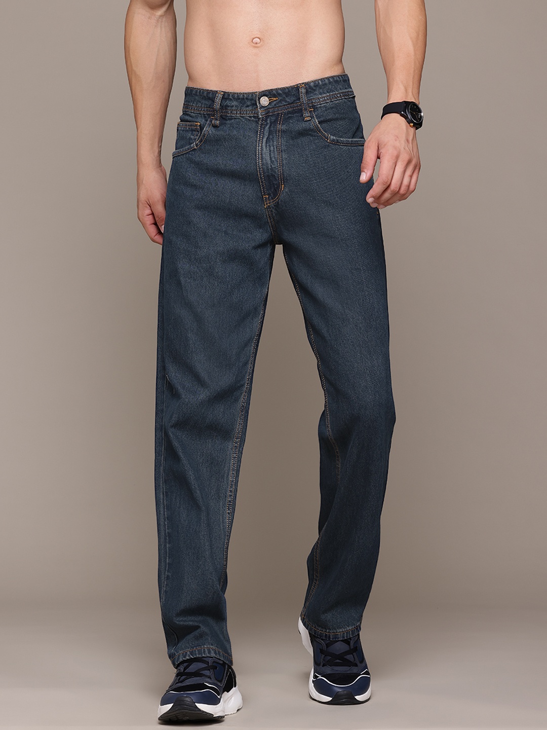 

The Roadster Lifestyle Co. Men Pure Cotton Straight Fit Jeans, Blue