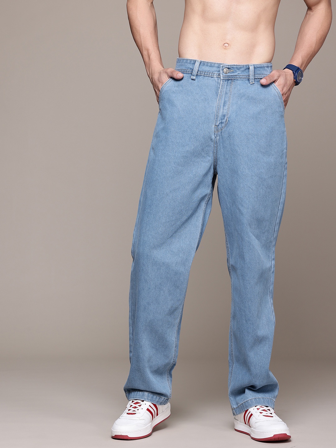 

The Roadster Lifestyle Co. Men Relaxed Fit Pure Cotton Jeans, Blue