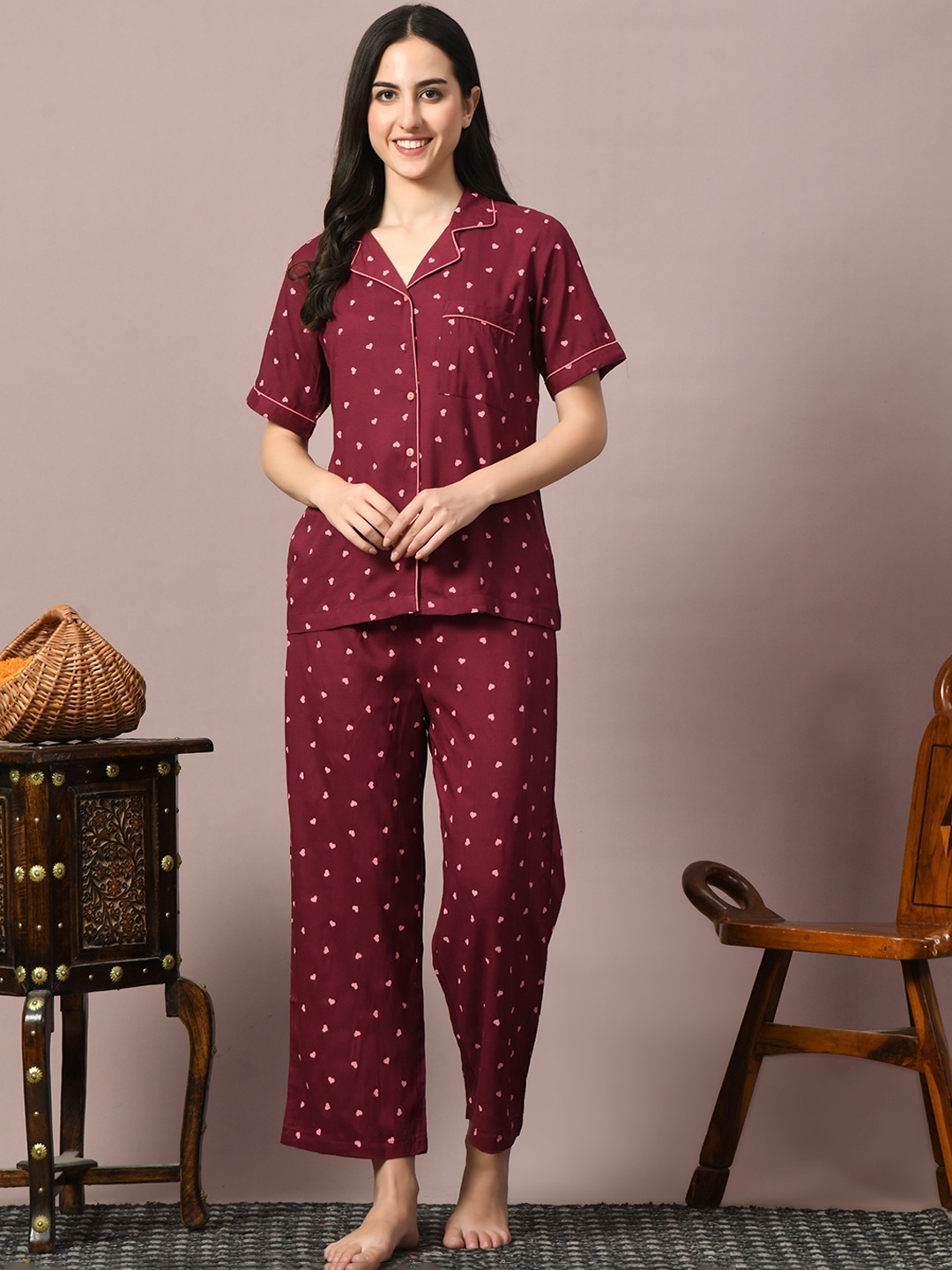 

TREND ME Conversational Printed Night suit, Maroon