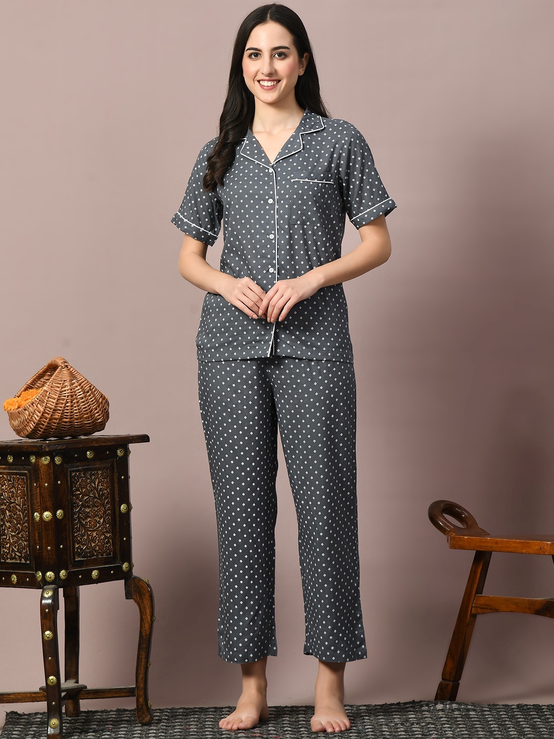 

TREND ME Geometric Printed Night suit, Grey
