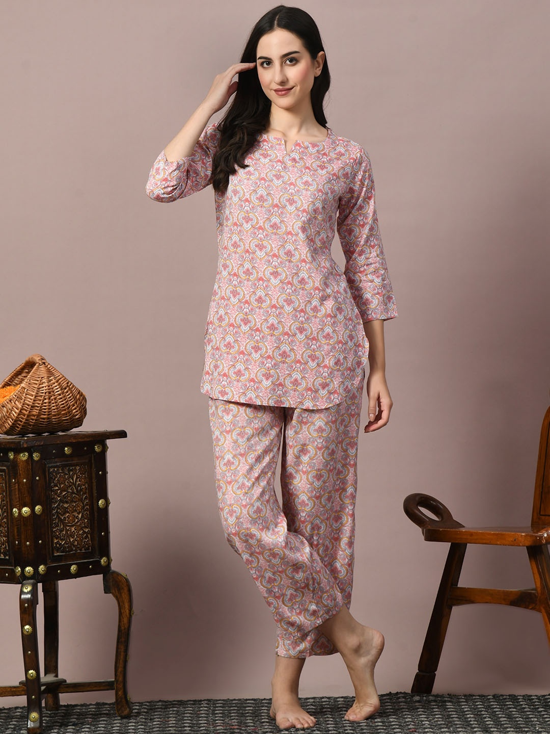 

TREND ME Ethnic Motifs Printed Night suit, Pink