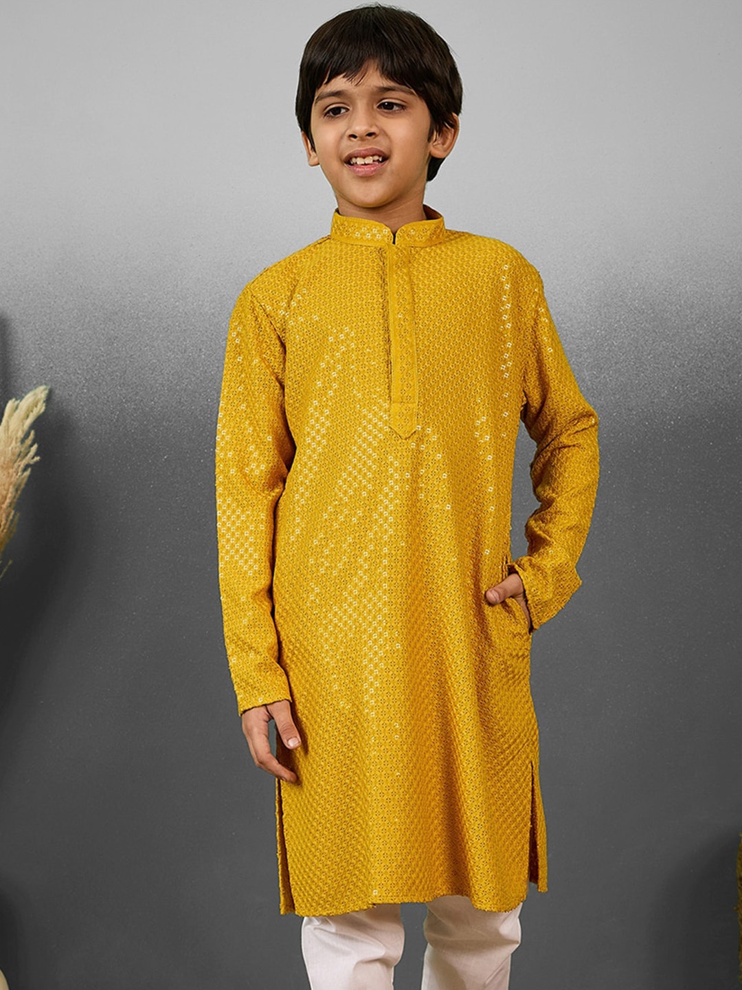 

YK Boys Geometric Embroidered Chikankari Sequinned Mandarin Collar Cotton Straight Kurta, Yellow