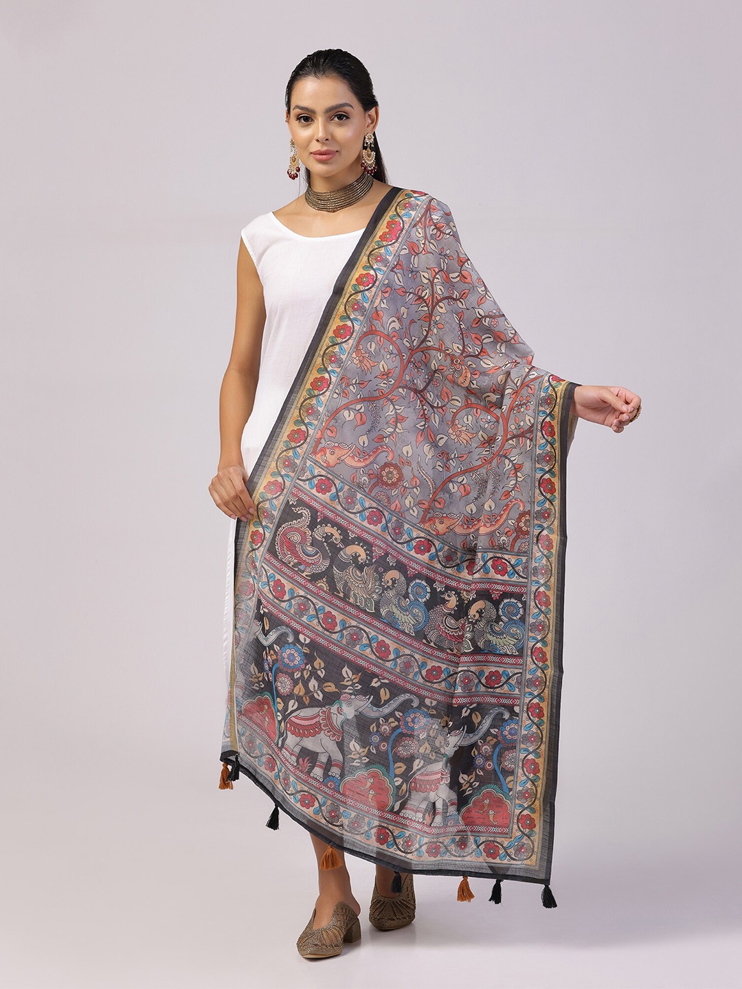 

Kaizen TEXO FAB Floral Printed Linen Kalamkari Dupatta, Black