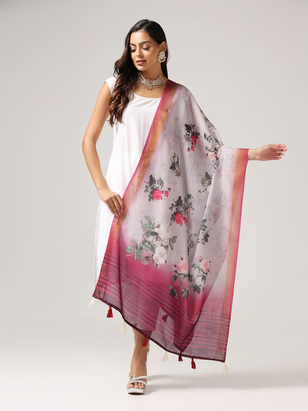 

Kaizen TEXO FAB Floral Printed Linen Kalamkari Dupatta with Zari, Purple