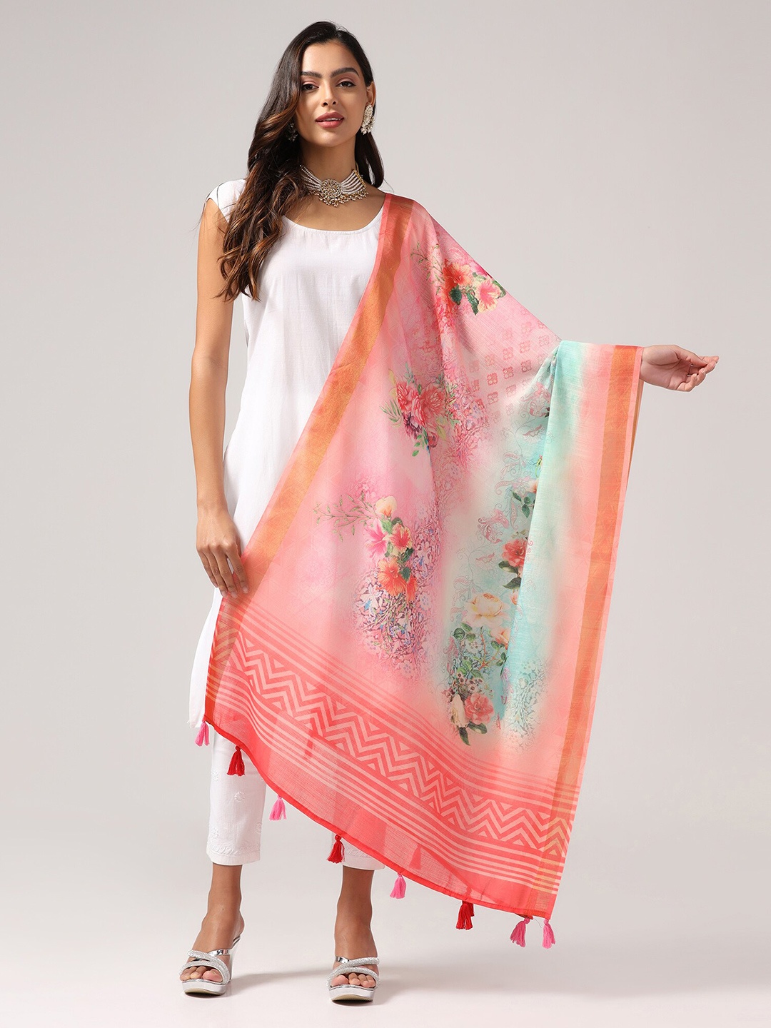 

Kaizen TEXO FAB Floral Printed Linen Kalamkari Dupatta with Zari, Peach