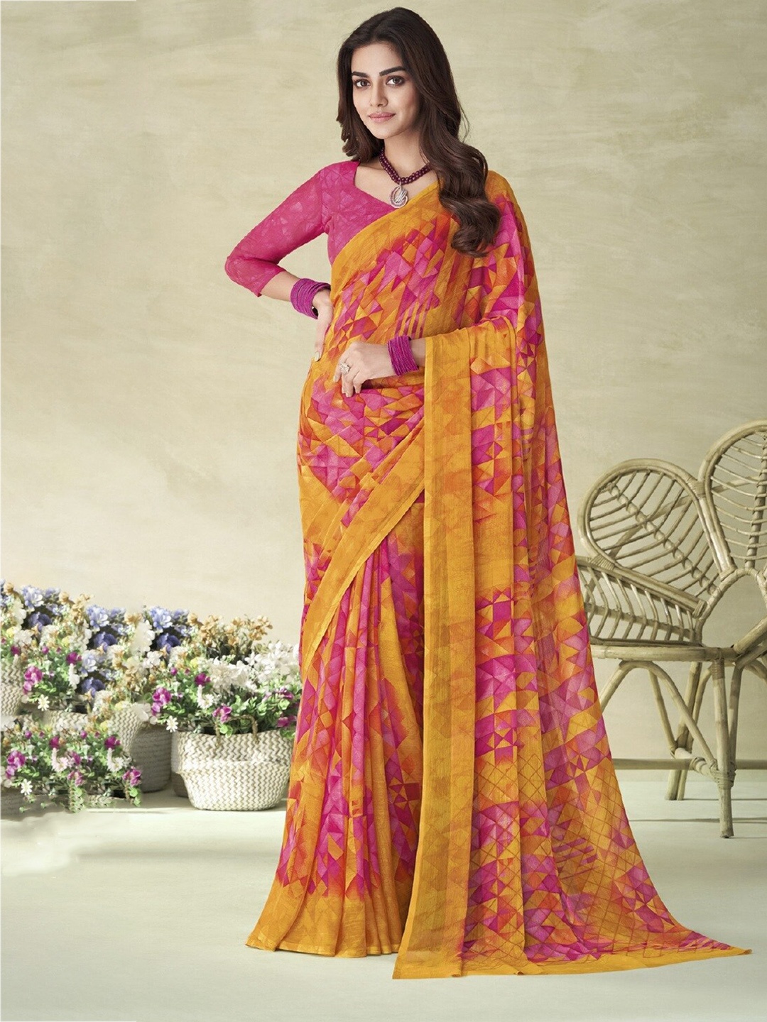 

Reboot Fashions Geometric Printed Pure Chiffon Saree, Pink