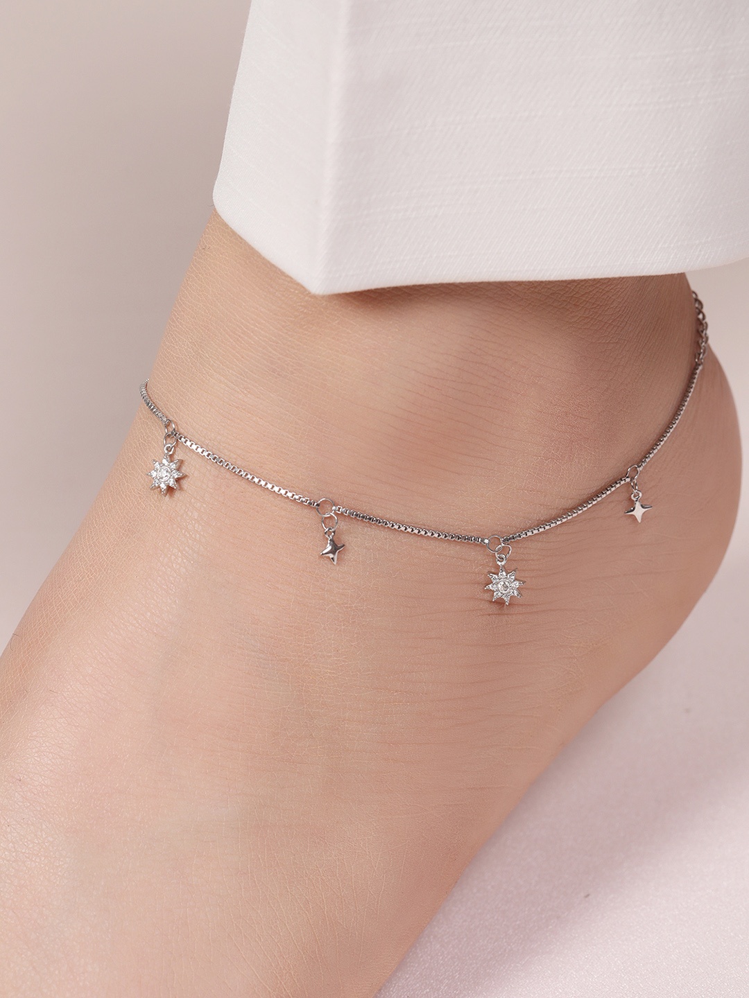 

Zavya 925 Pure Silver Rhodium-Plated Artificial Stones Anklet