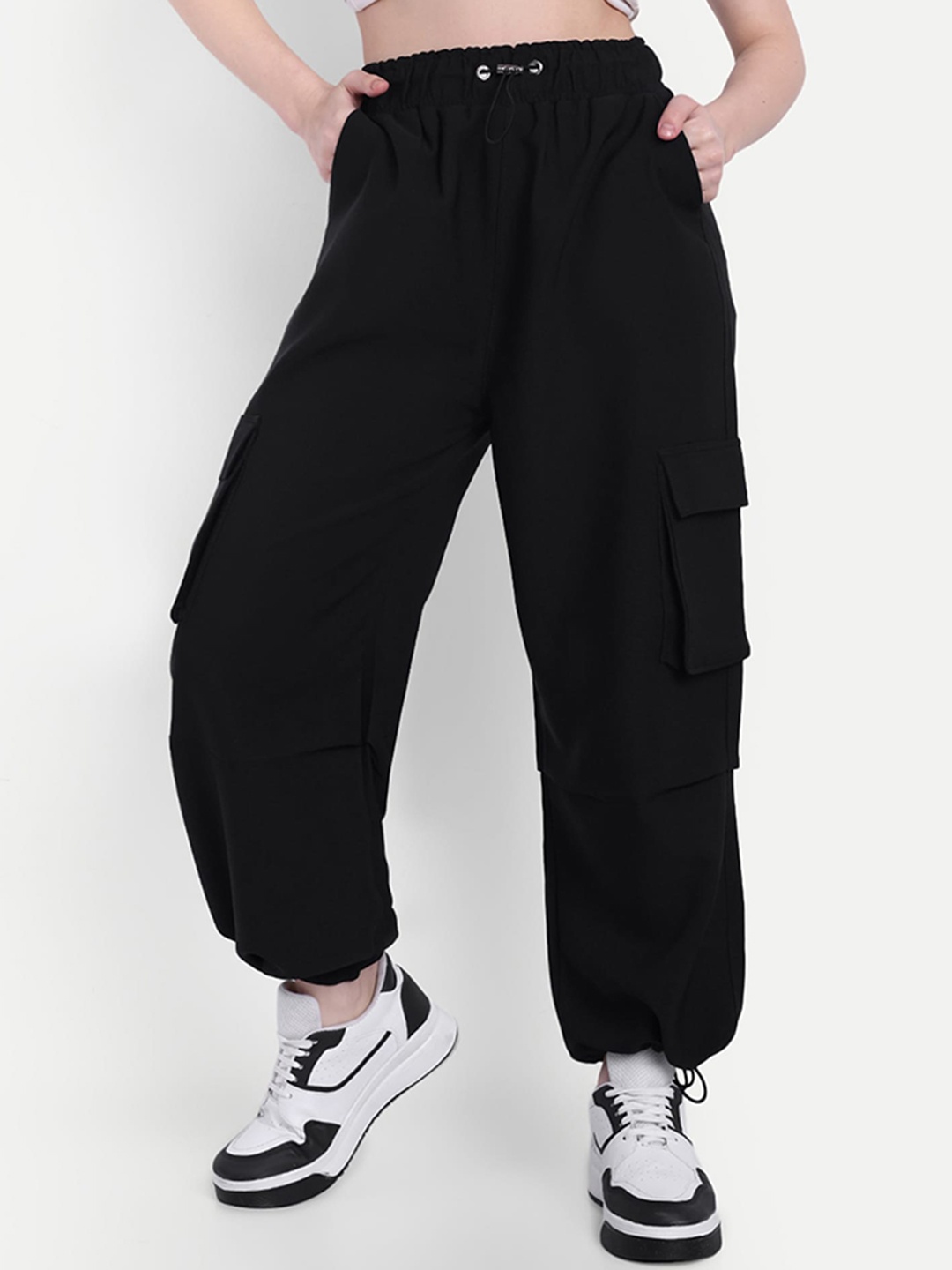 

BROADSTAR Women Loose Fit Parachute Trousers, Black