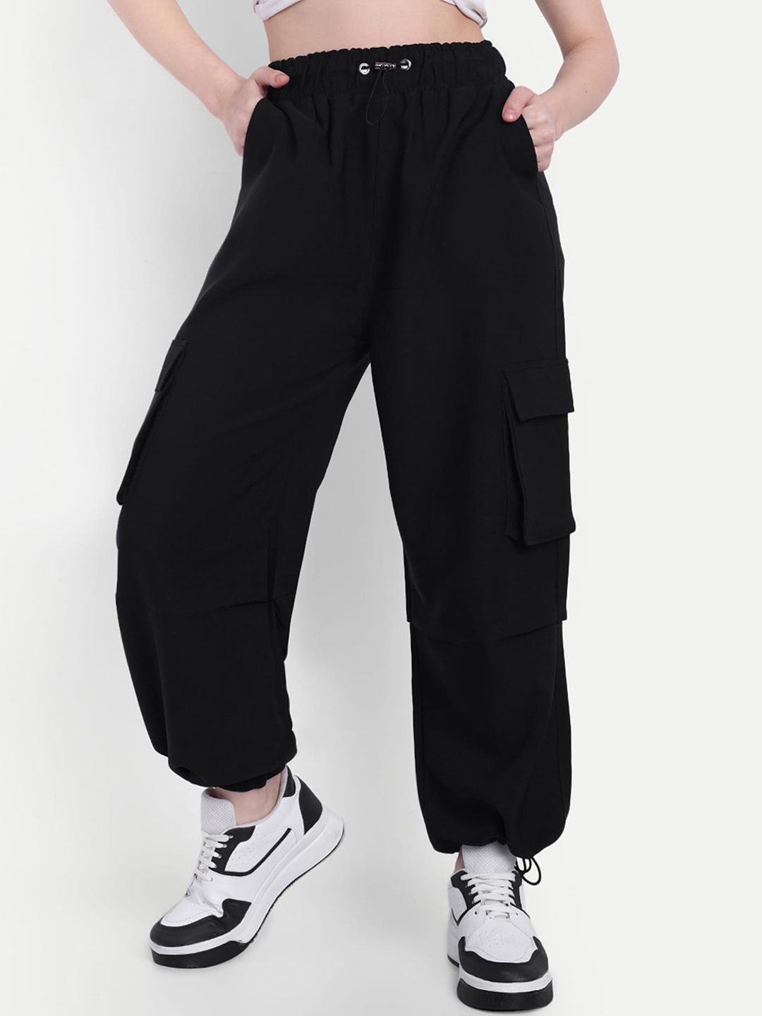 

BROADSTAR Women Loose Fit Parachute Trousers, Black