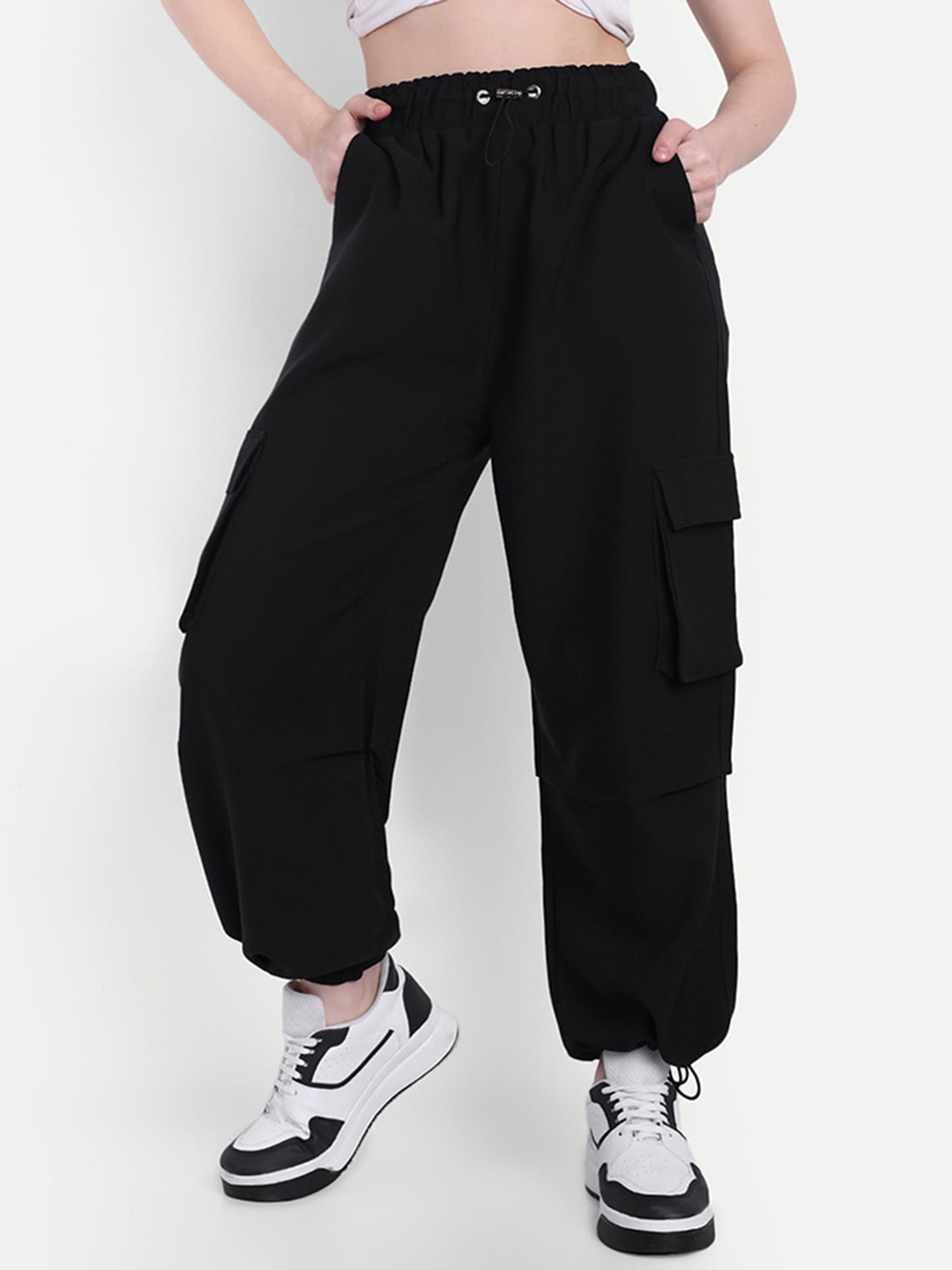 

BROADSTAR Smart Regular Fit High-Rise Trousers, Black