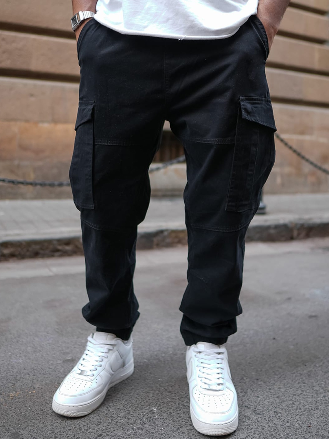 

Powerlook Men Classic Cotton Cargos Trousers, Black