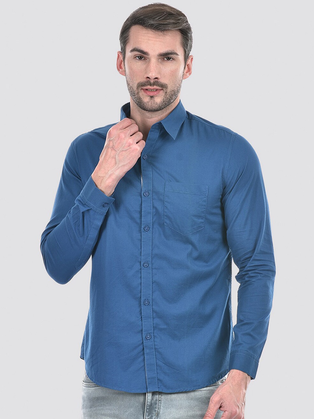 

Numero Uno Men Solid Slim Fit Shirt, Blue