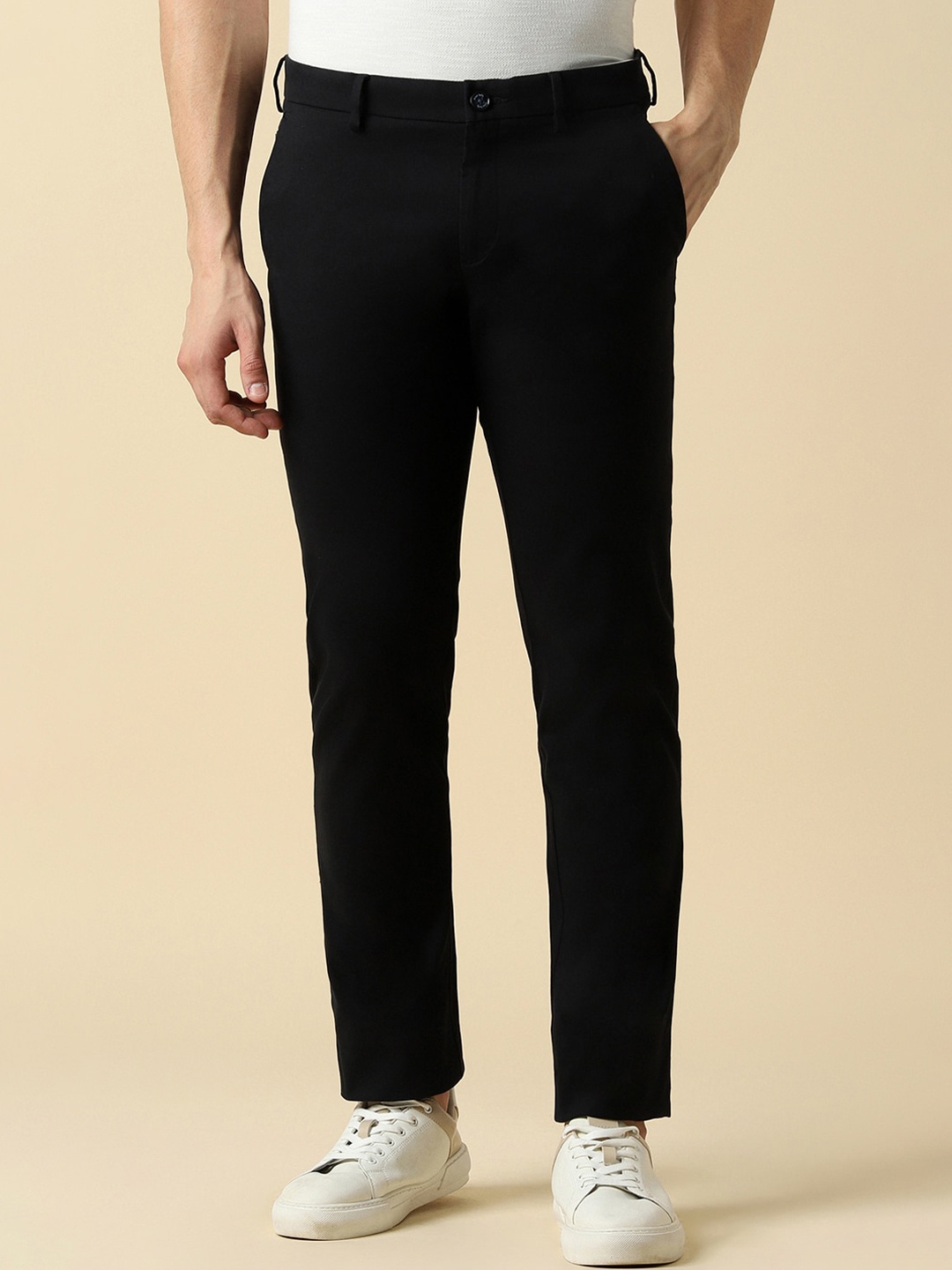 

Allen Solly Men Slim Fit Casual Trouser, Black