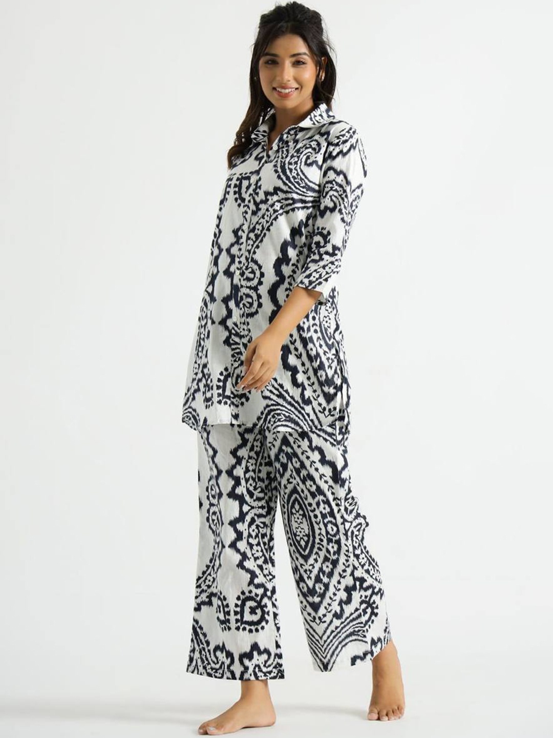 

SWAADHI Printed Pure Cotton Top & Trouser Co-Ords, White