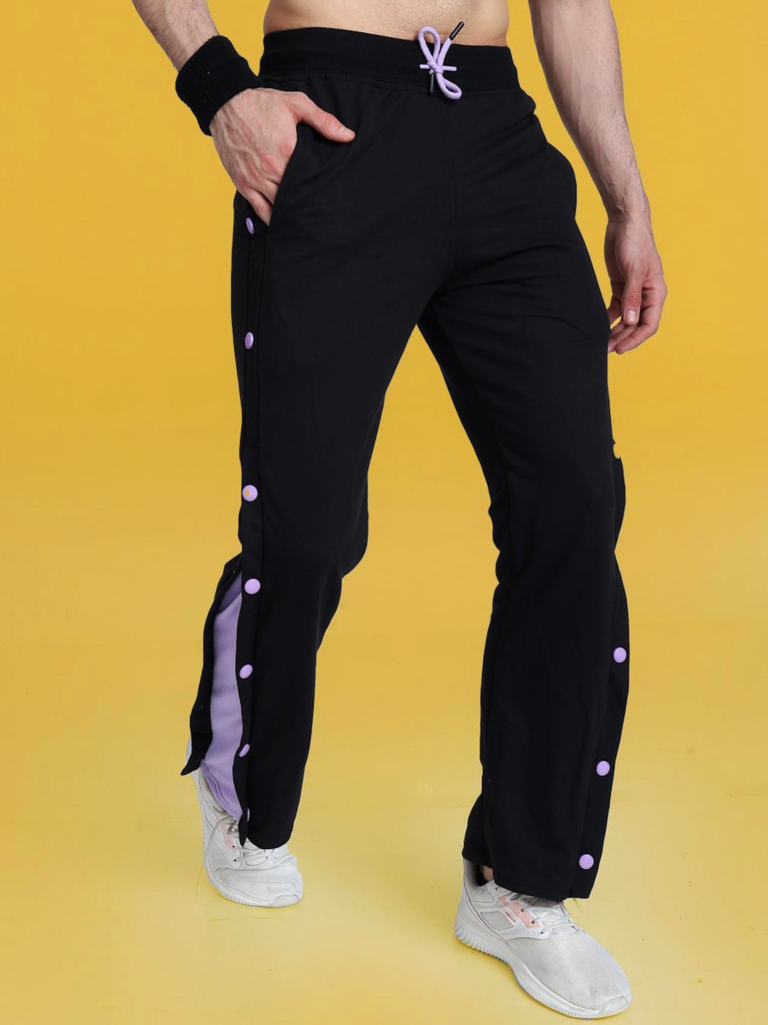 

The Dance Bible Men Relaxed Fit Cotton Track Pants, Black