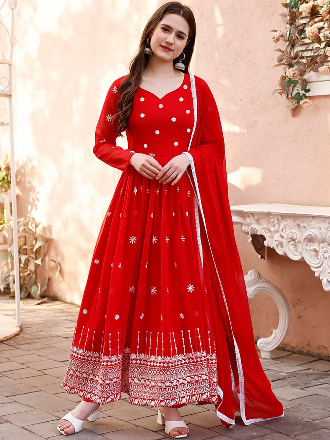 Kedar Fab Floral Embroidered Sweetheart Neck Georgette Anarkali Kurta, Red