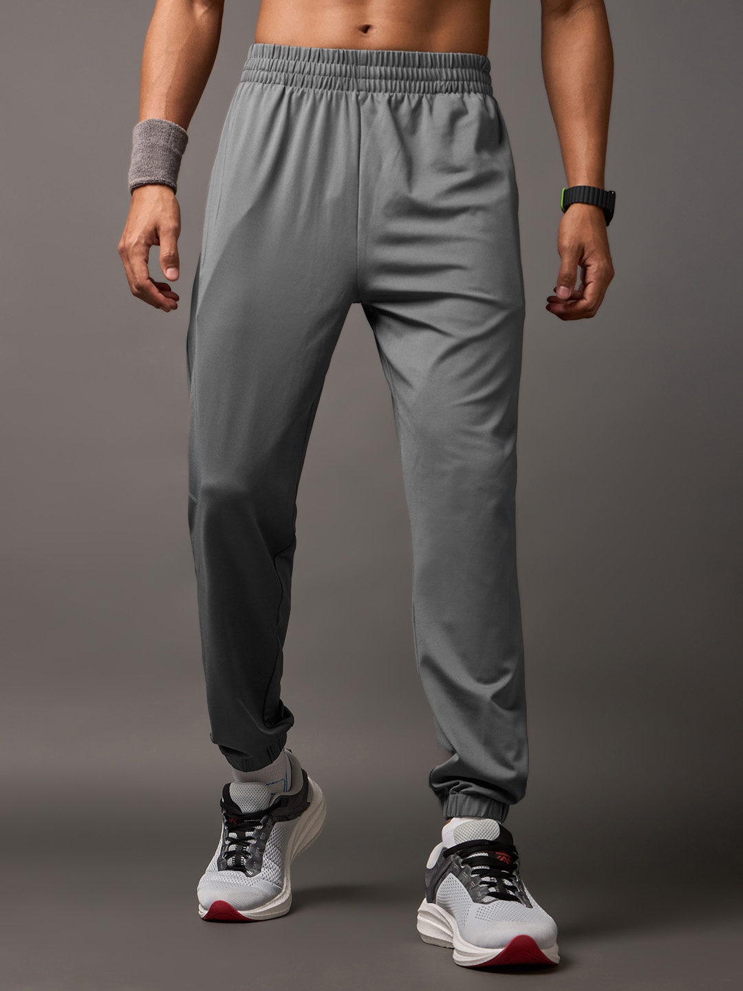 

CULT Men Mid-Rise Running Joggers, Grey