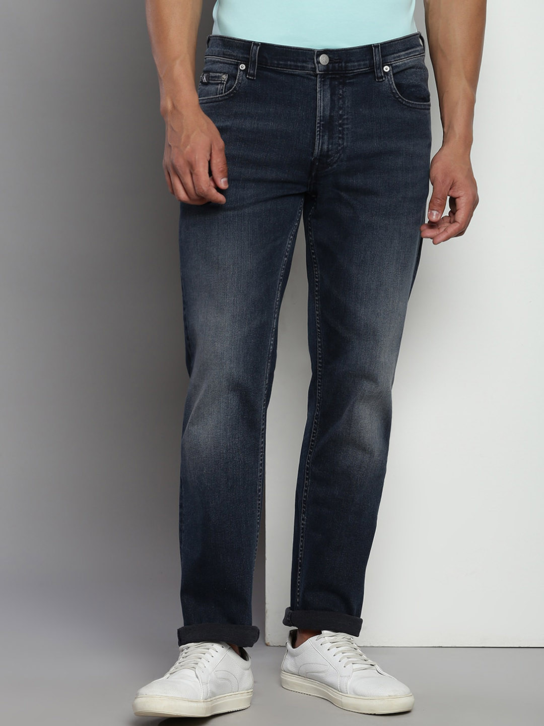 

Calvin Klein Men Straight Fit Light Fade Stretchable Jeans, Blue