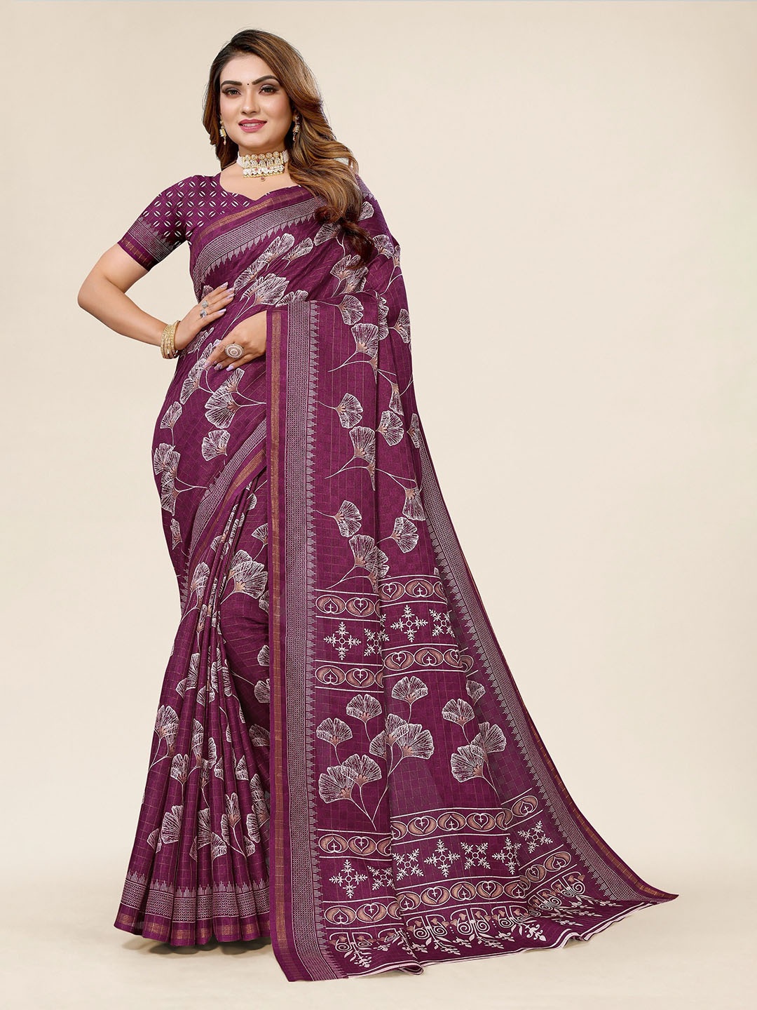 

Winza Designer Floral Woven Design Zari Maheshwari Saree, Magenta