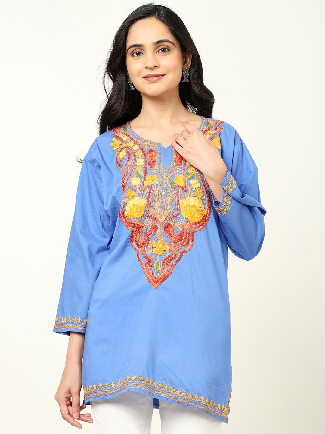 

CRAFTBAZAR Floral Embroidered Notched Pure Cotton Straight Kurti, Blue