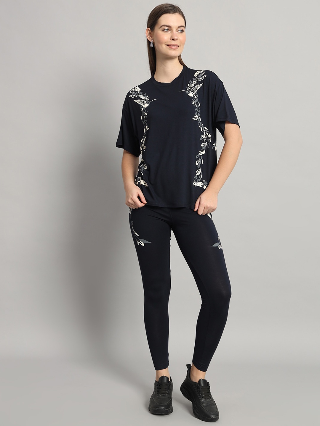 

NEWD Floral Printed Round Neck Tracksuit, Navy blue