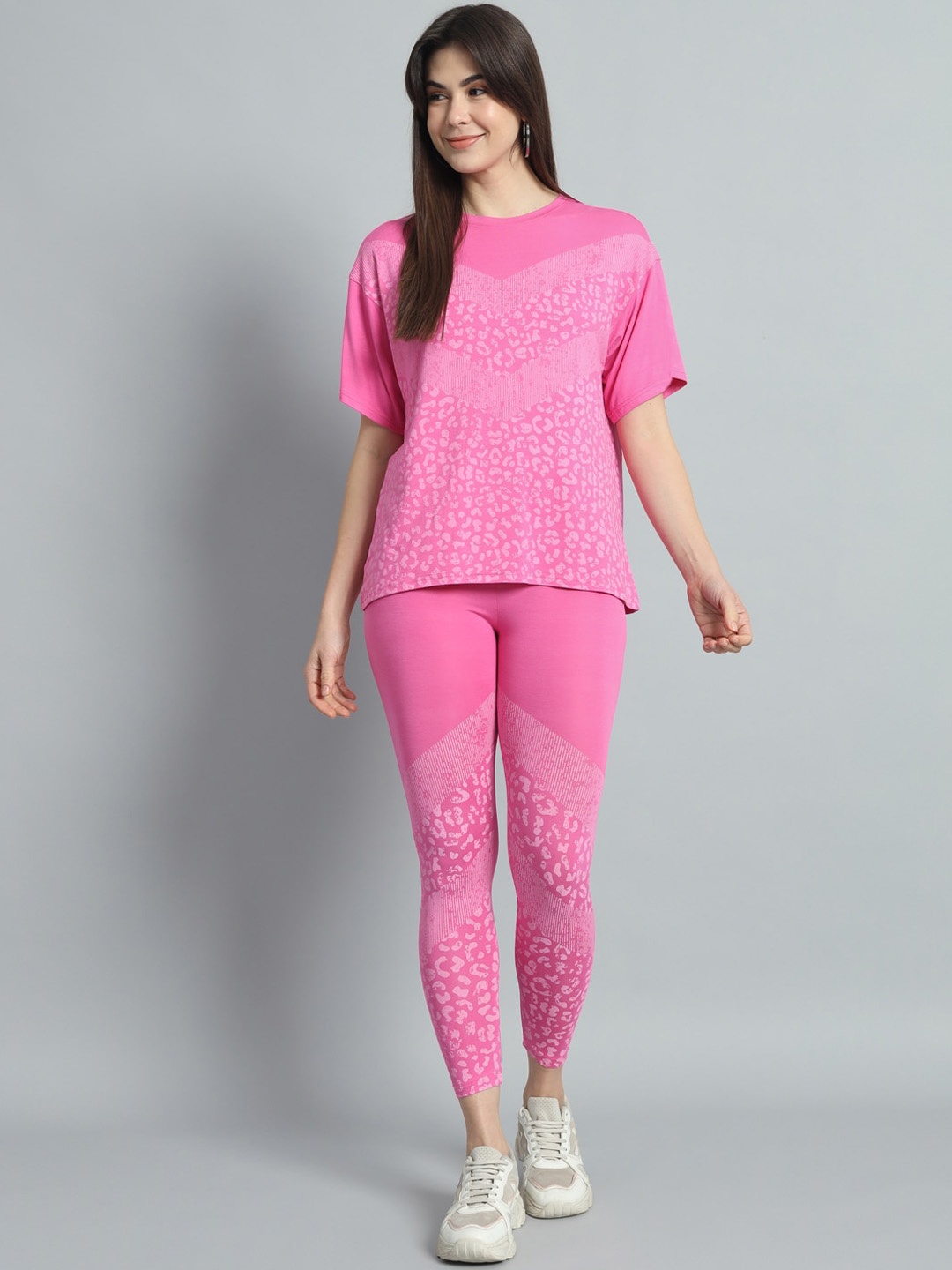 

NEWD Printed Top & Leggings Co-Ords, Pink