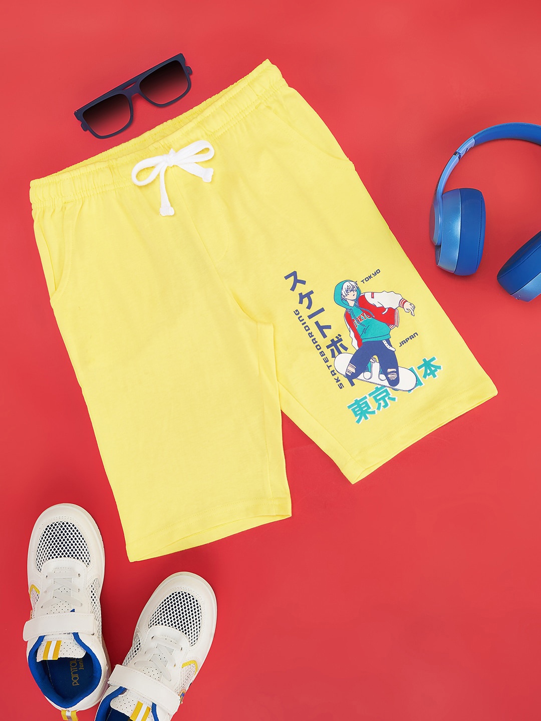 

Pantaloons Junior Boys Printed High-Rise Cotton Shorts, Yellow