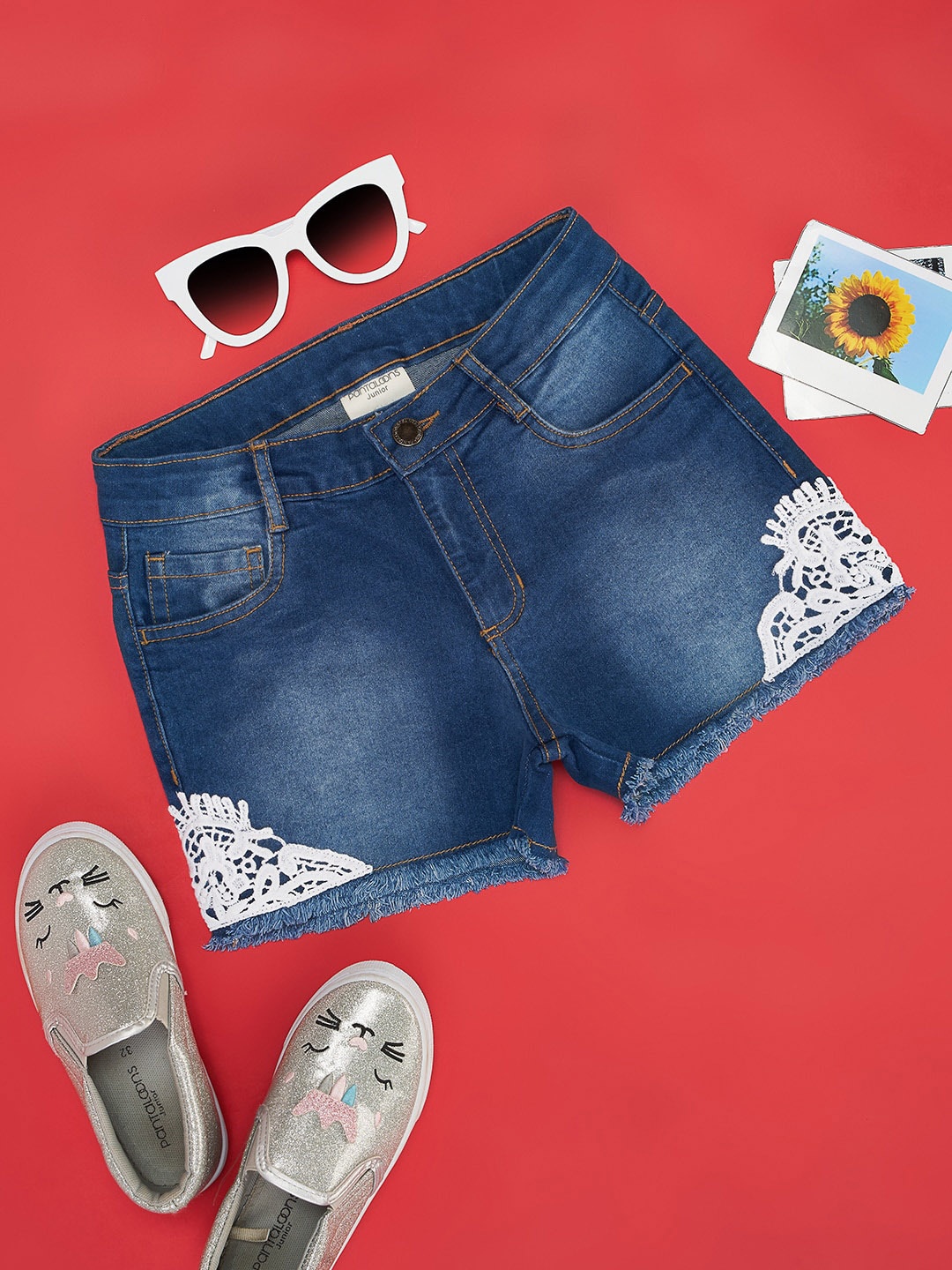 

Pantaloons Junior Girls Washed Printed Denim Shorts, Grey