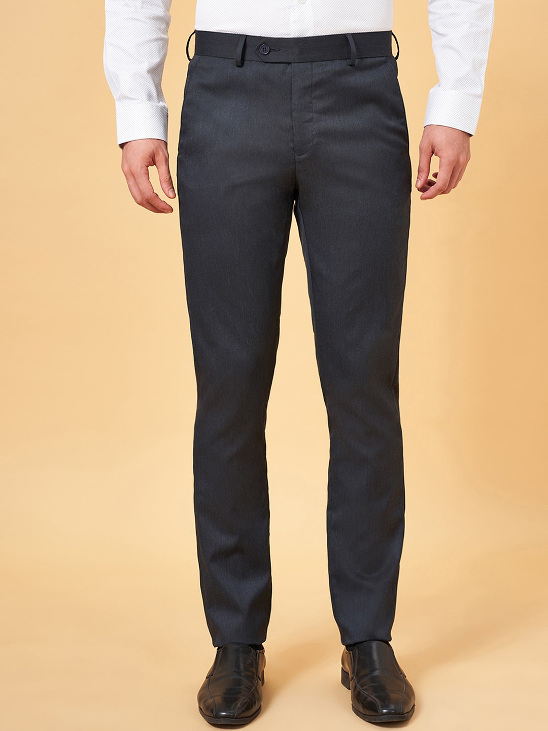 

Peregrine by Pantaloons Men Slim Fit Formal Trousers, Green