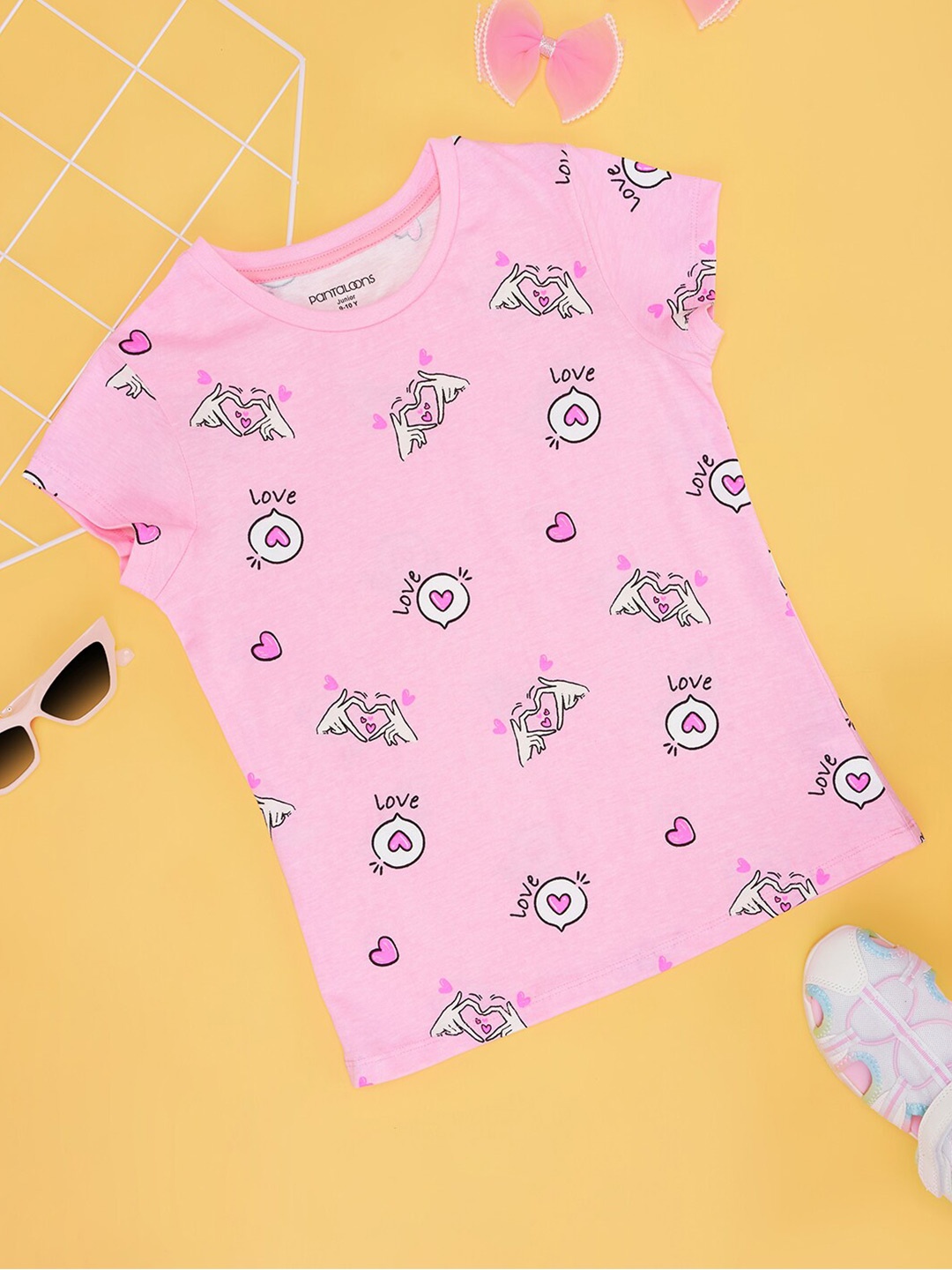 

Pantaloons Junior Girls Conversational Printed Round Neck Cotton T-shirt, Pink