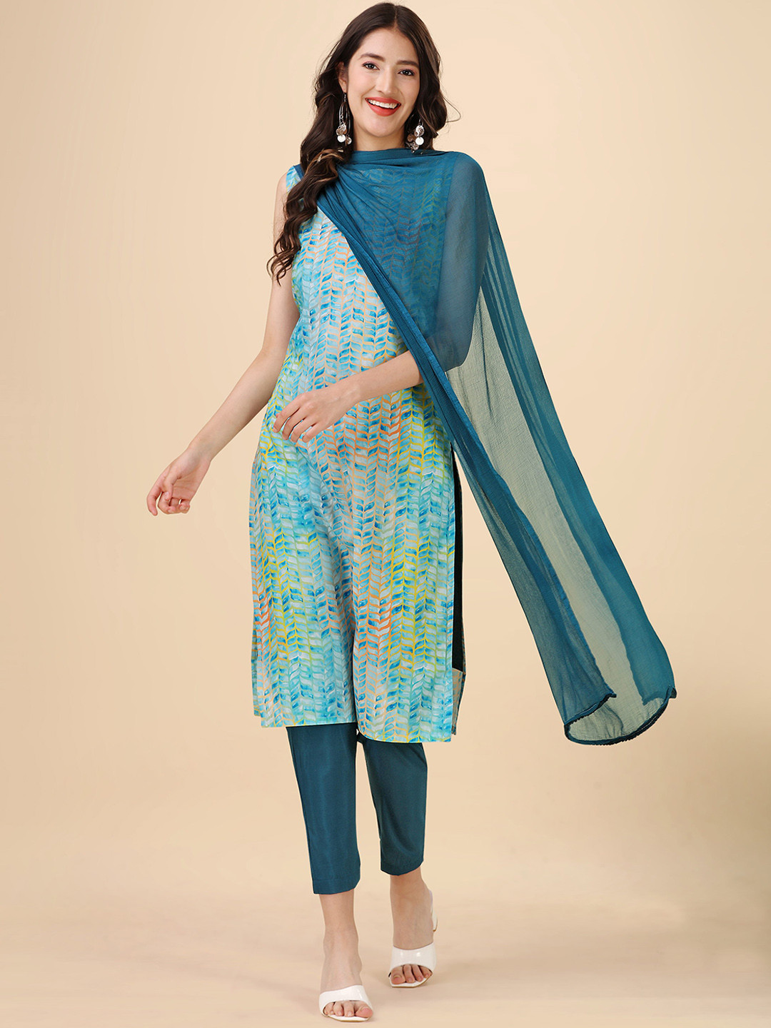 

KALINI Floral Printed Regular Straight Kurta With Trousers & Dupatta, Green