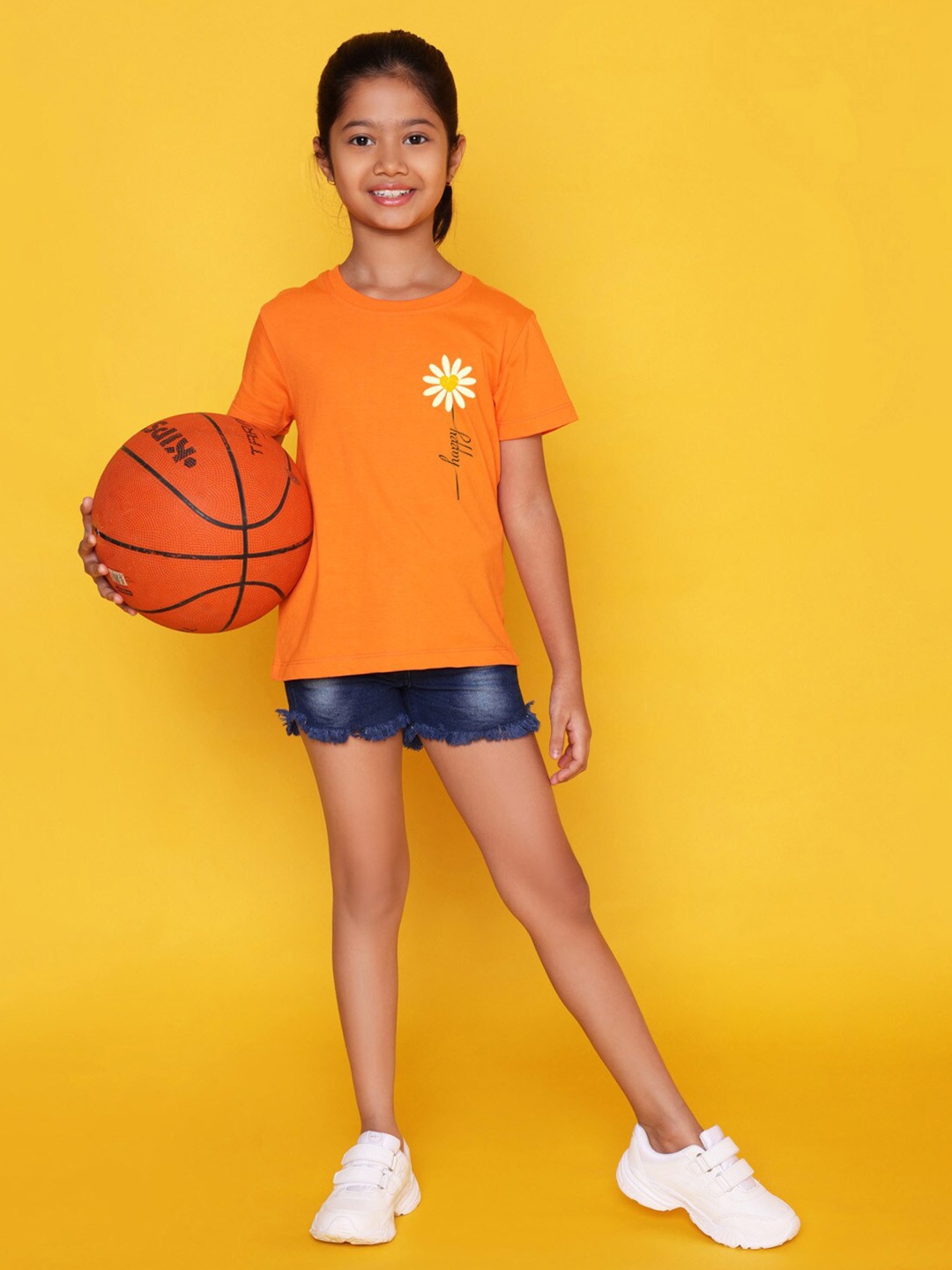 

NUSYL Girls Printed Round Neck Short sleeve T-Shirt, Orange
