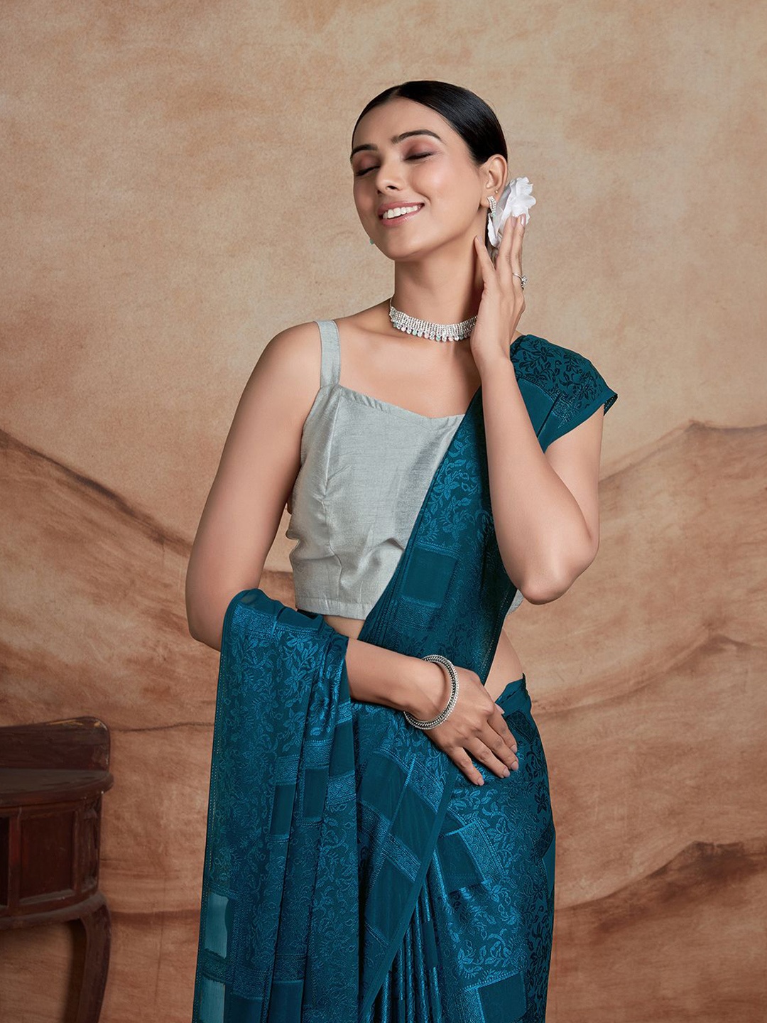 

KALINI Georgette Jacquard Saree, Teal