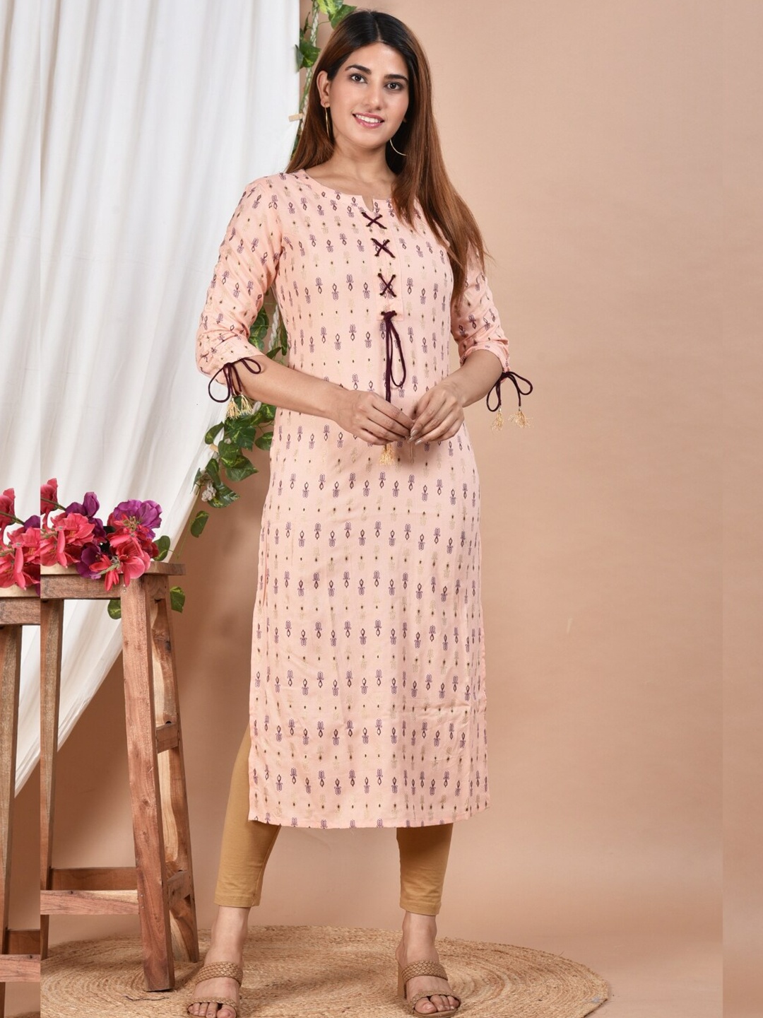 

ftDiva Floral Printed Straight Kurta, Pink