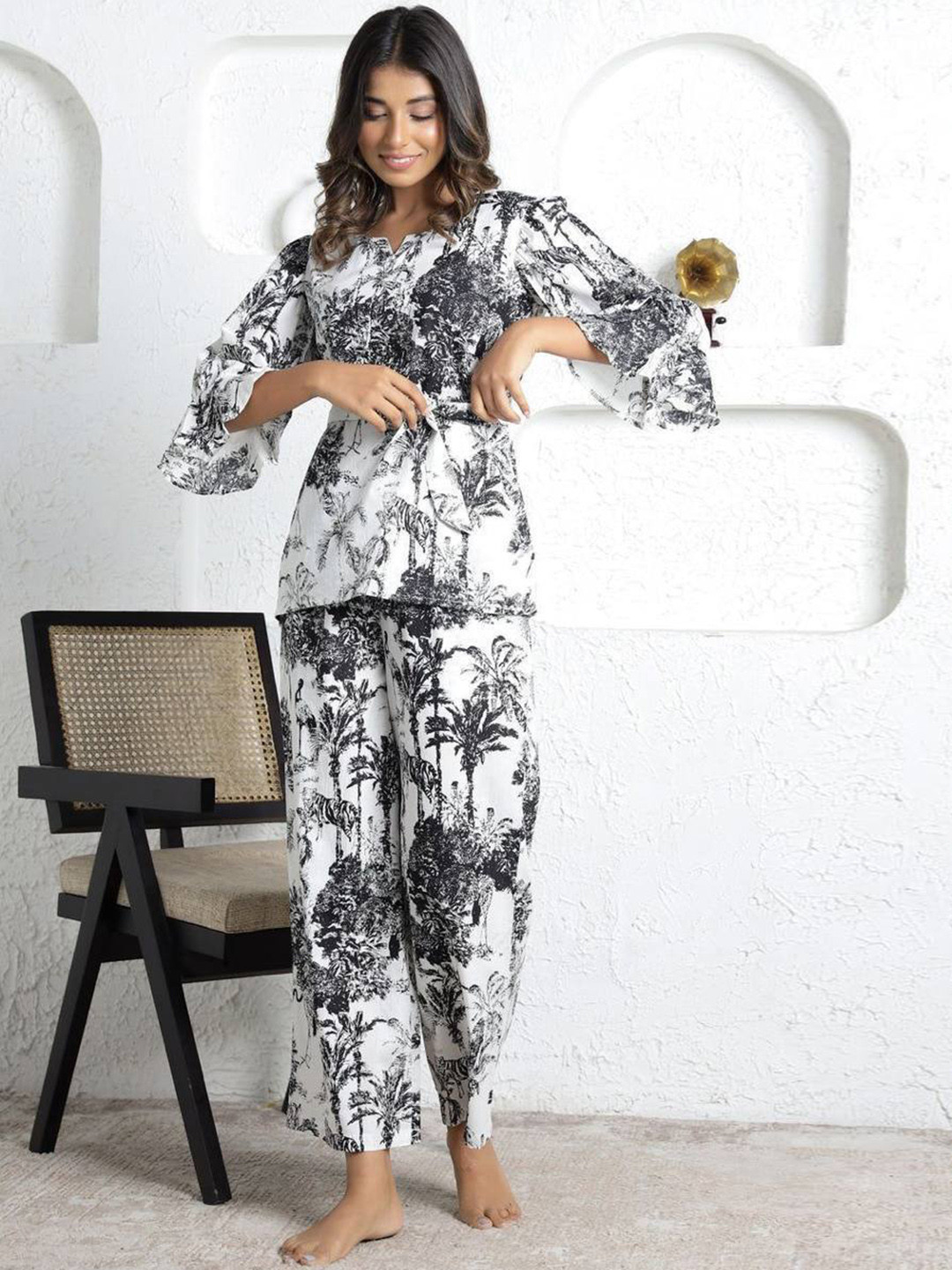 

SWAADHI Digital Floral Printed Pure Cotton Top With Trousers, White