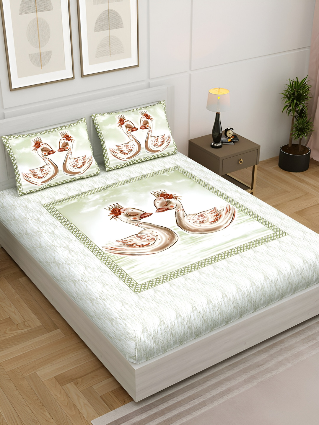 

JAIPUR FABRIC White & Green Ethnic Motifs 250 TC King Bedsheet with 2 Pillow Covers