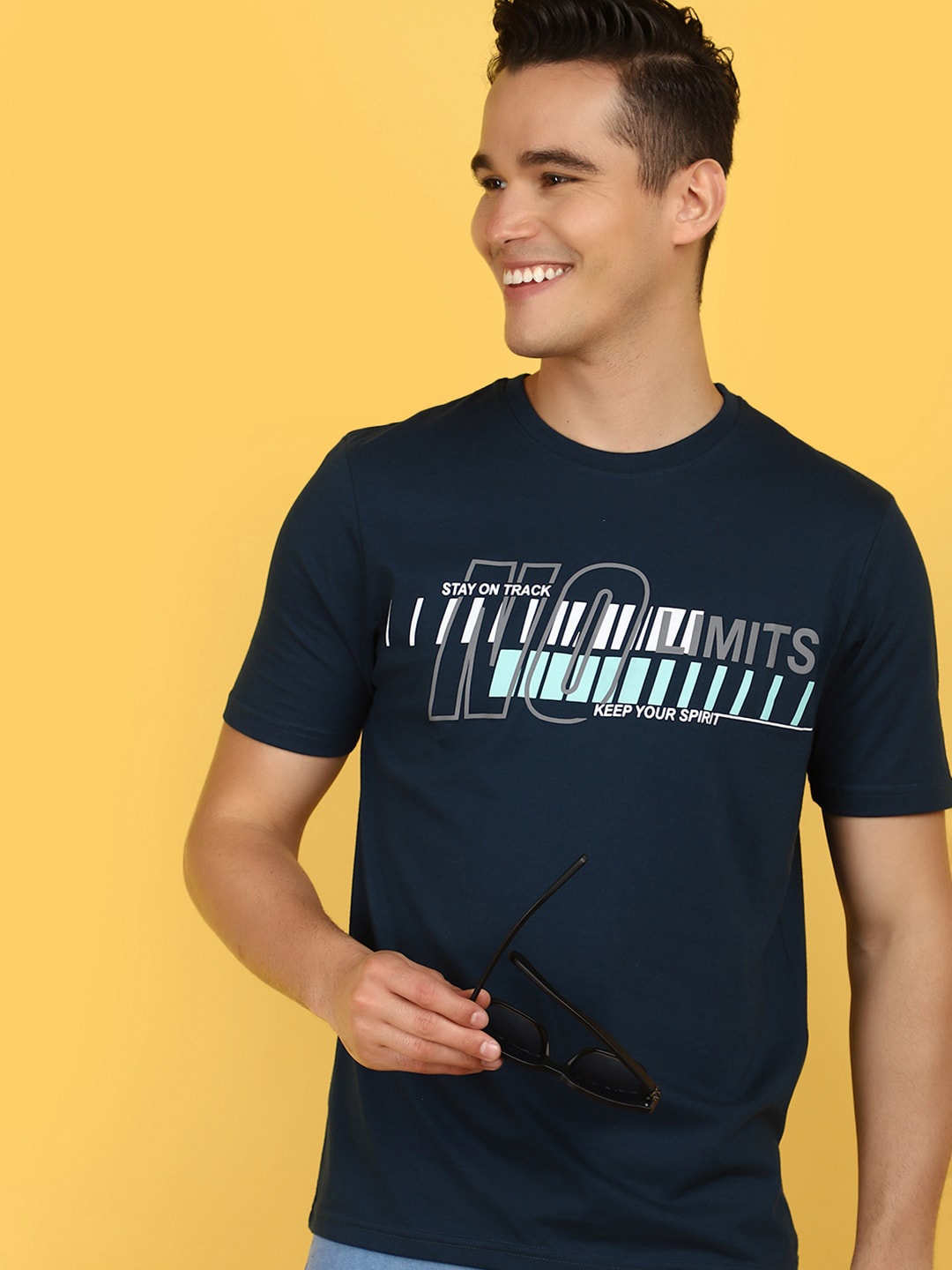 

V-Mart Typography Printed Cotton T-shirt, Blue