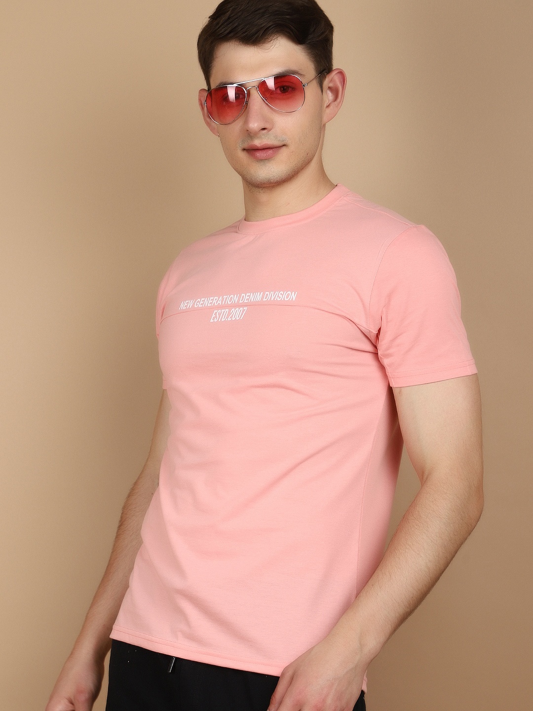

V-Mart Typography Printed Slim Fit T-shirt, Pink