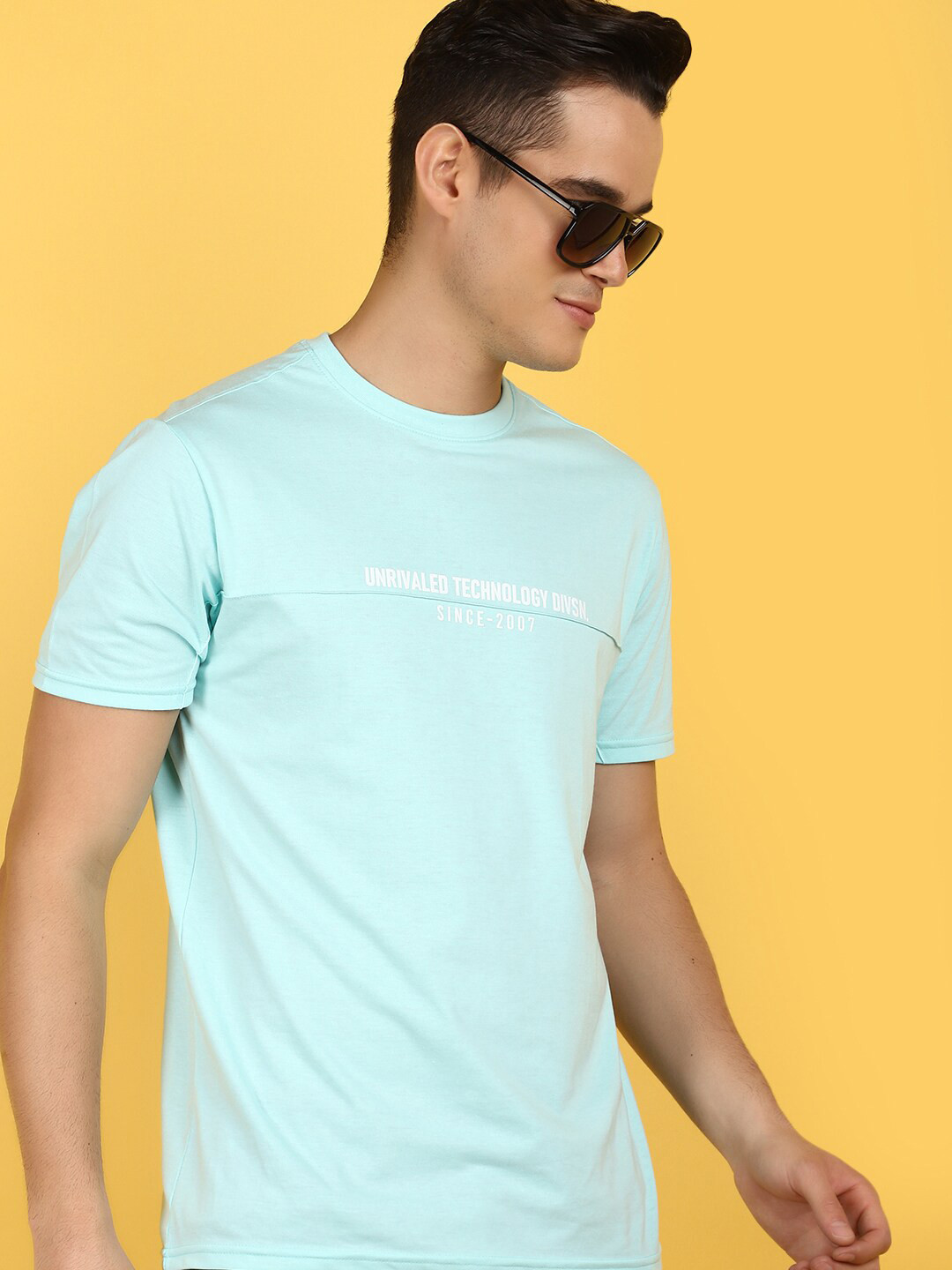 

V-Mart Men Typography Printed Slim Fit T-shirt, Blue